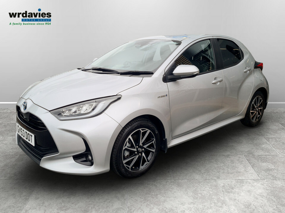 Toyota Yaris 1.5 Hybrid Design Cvt Silver #3