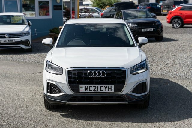 Audi Q2 1.5 Tfsi Cod 35 Sport Suv Euro 6 White #2