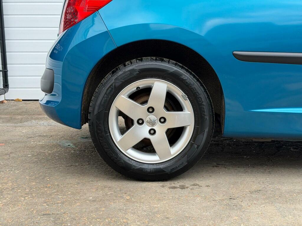 Peugeot 207 207 S Hdi 67 Red #27