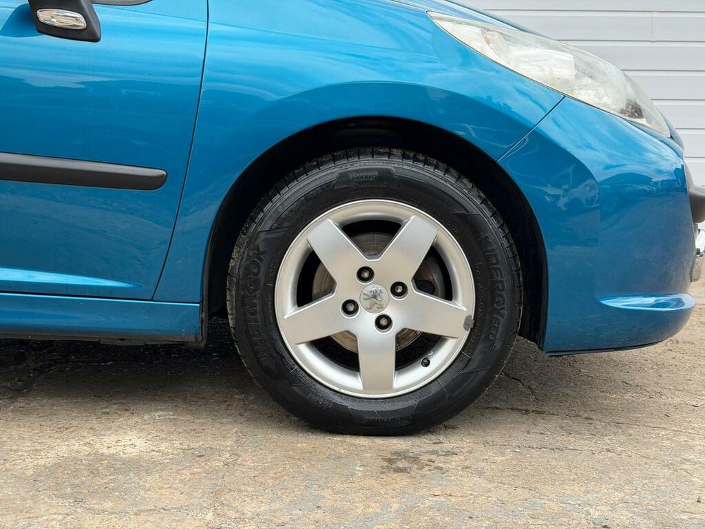 Peugeot 207 207 S Hdi 67 Red #28