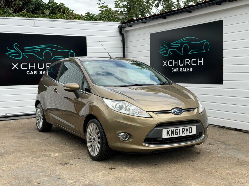 Ford Fiesta 1.4 Titanium Brown #2