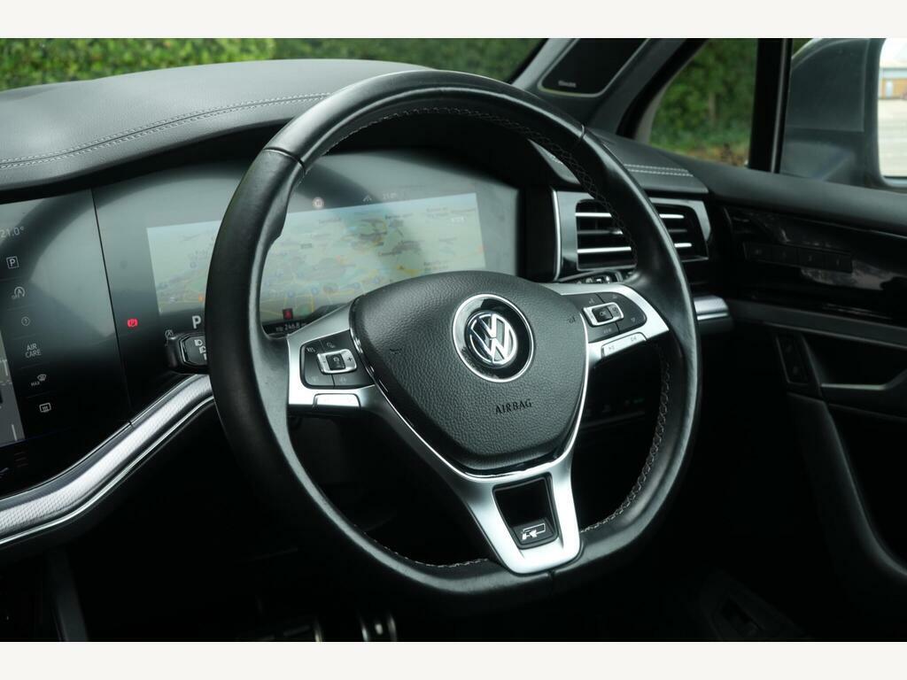 Volkswagen Touareg V6 R-line Tech Tdi White #36