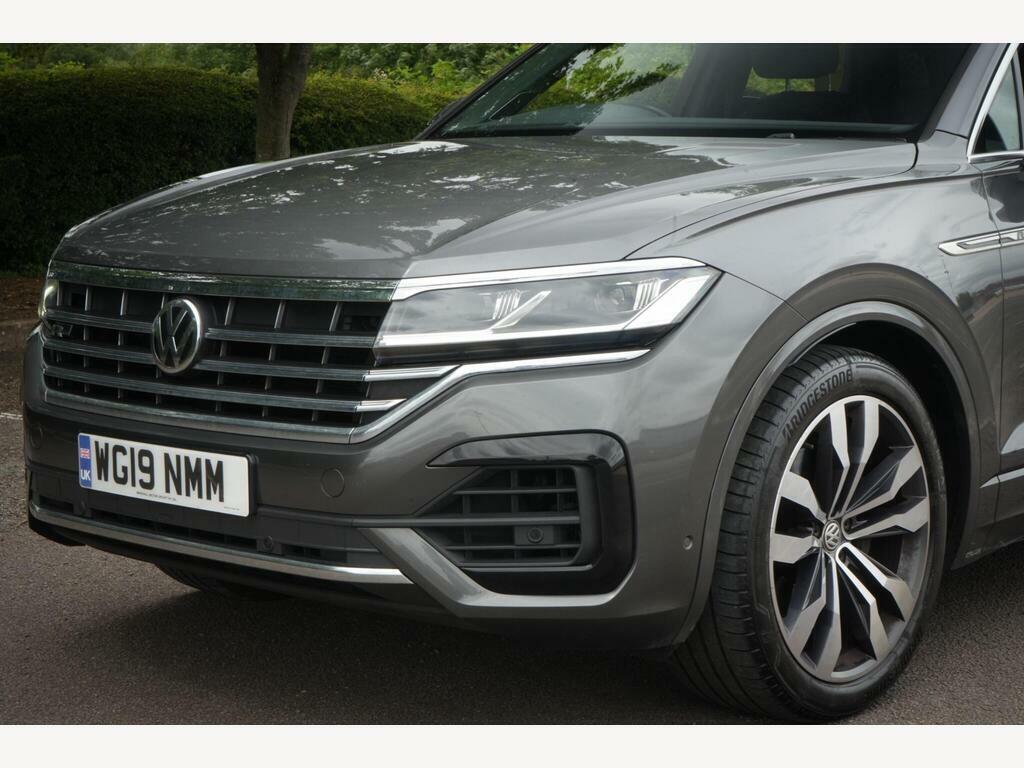 Volkswagen Touareg V6 R-line Tech Tdi White #19