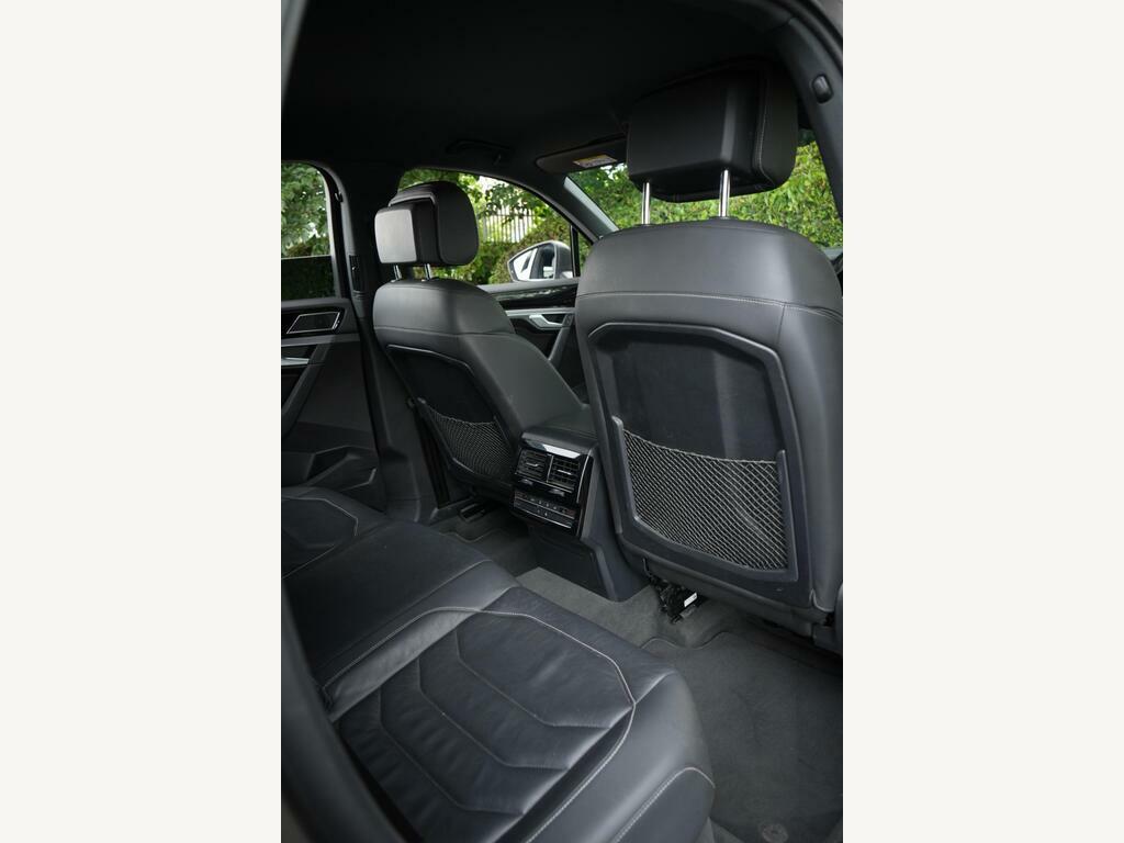 Volkswagen Touareg V6 R-line Tech Tdi White #47