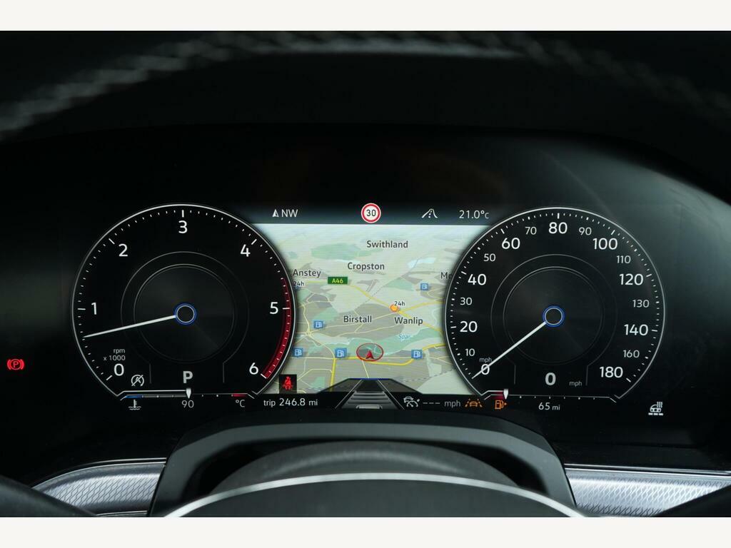 Volkswagen Touareg V6 R-line Tech Tdi White #37