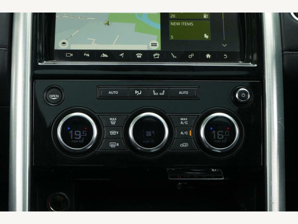Land Rover Discovery Discovery Sport Se Tech Edition4 White #39