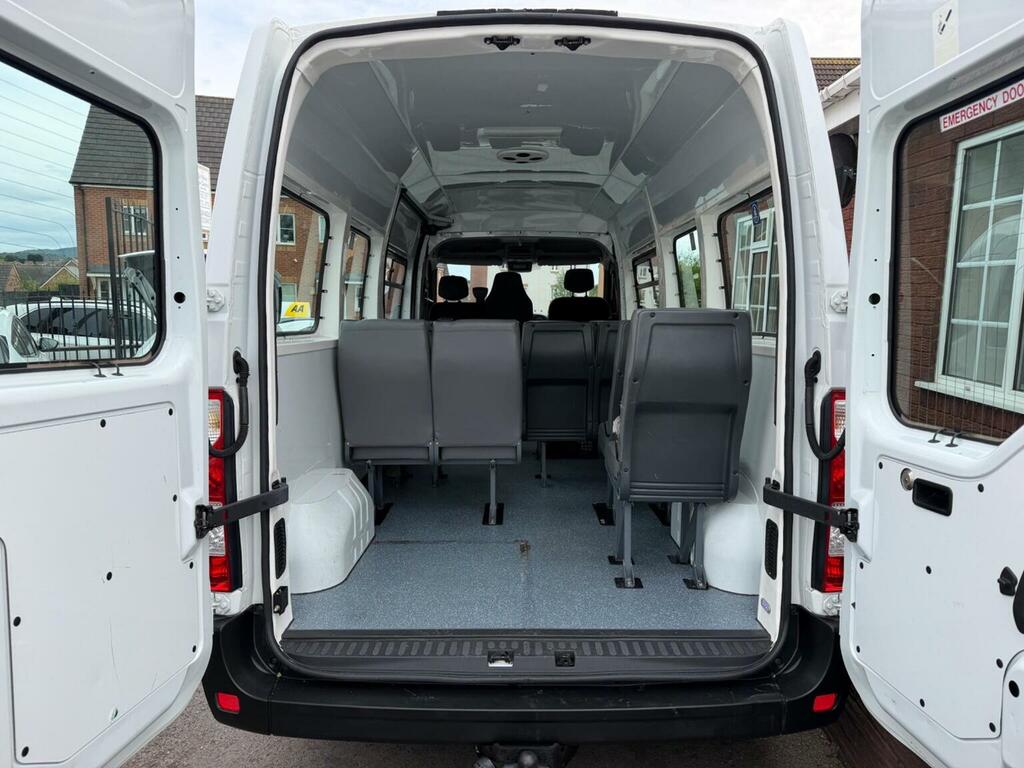 Renault Master Minibus Red #7