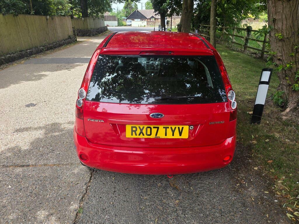 Ford Fiesta 1.25 Zetec Climate Red #5
