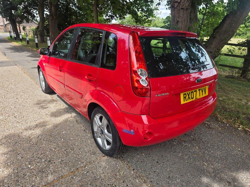 Ford Fiesta 1.4 Zetec Climate Hatchback 147 Silver #7
