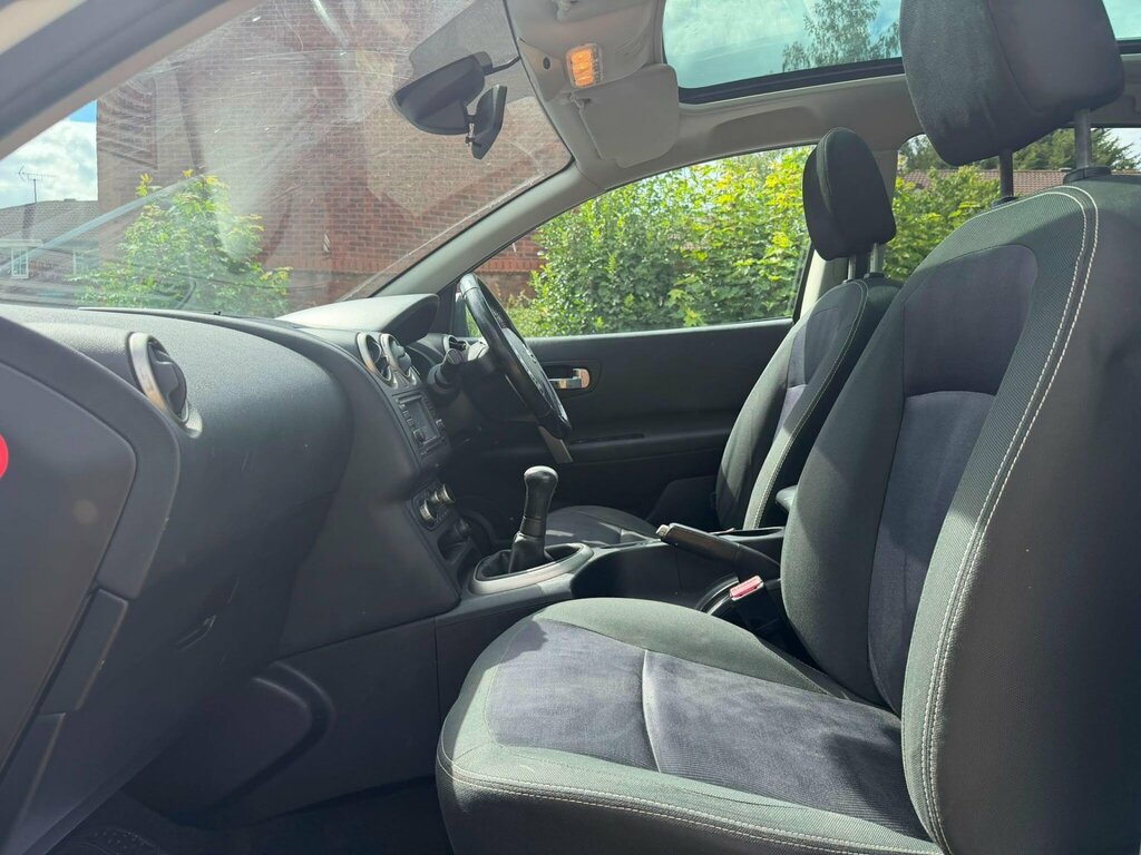Nissan Qashqai+2 1.5 Plus 2 Dci N-tec Plus 110 Bhp 7 Seater. Sat White #24