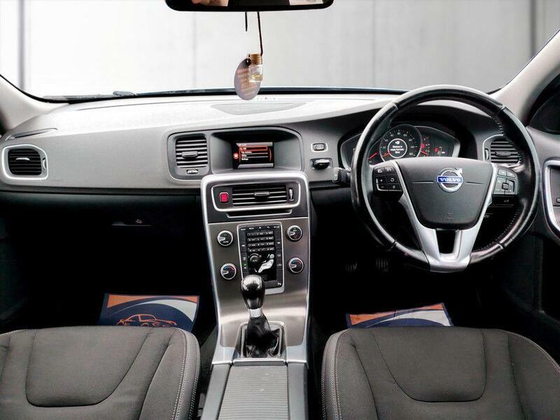Volvo V60 2.0 D3 Business Edition Euro 5 Ss White #9