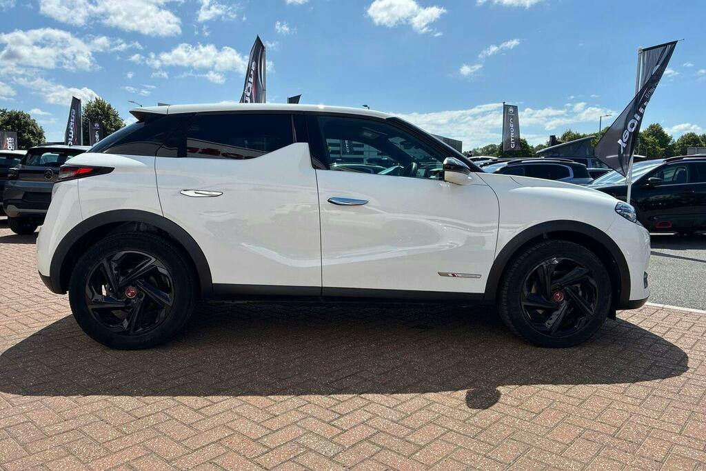 DS DS 3 Crossback E Tense 50Kwh Performance Line Plus Crossback White #2