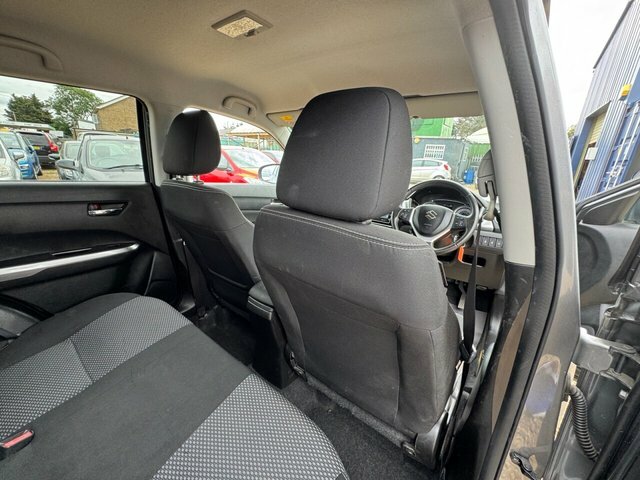 Suzuki Vitara 1.0 Boosterjet Sz-t Euro 6 S S White #33