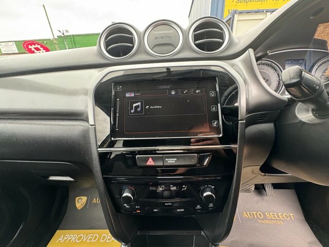 Suzuki Vitara 1.0 Boosterjet Sz-t Euro 6 S S White #26
