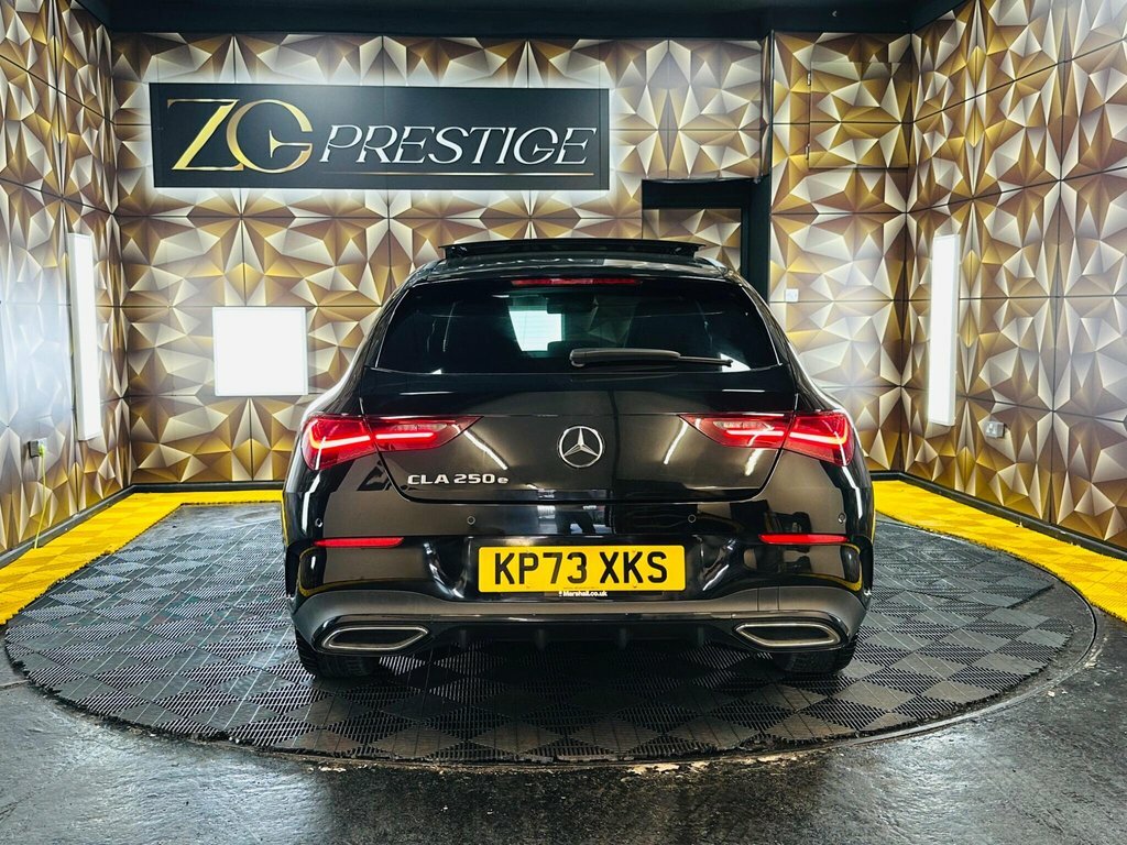 Mercedes-Benz CLA Class 1.3L Amg Line Black #4