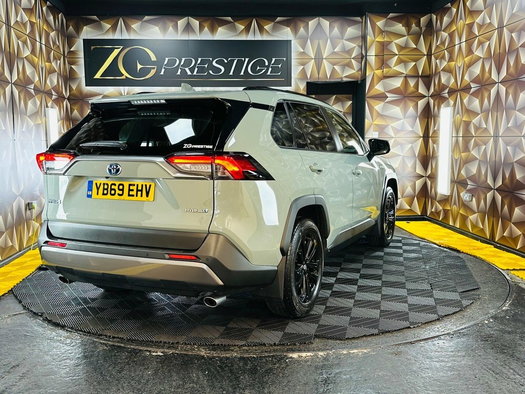 Toyota Rav 4 2.5 Vvt-i Hybrid Excel White #22