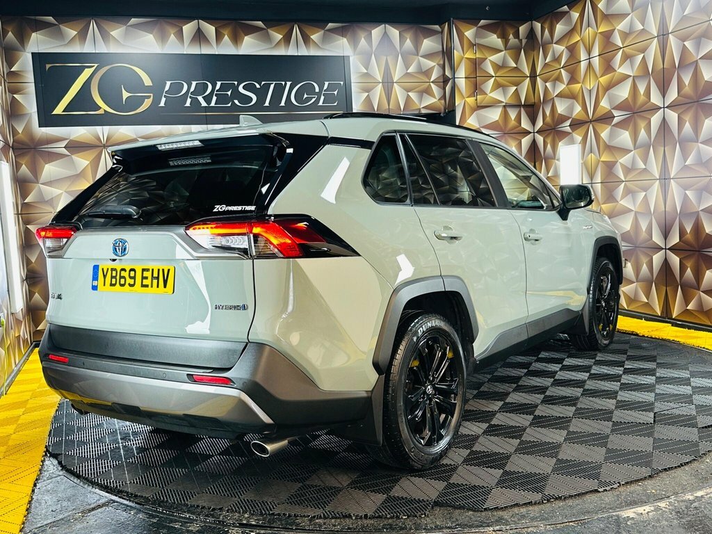 Toyota Rav 4 2.5 Vvt-i Hybrid Excel White #23