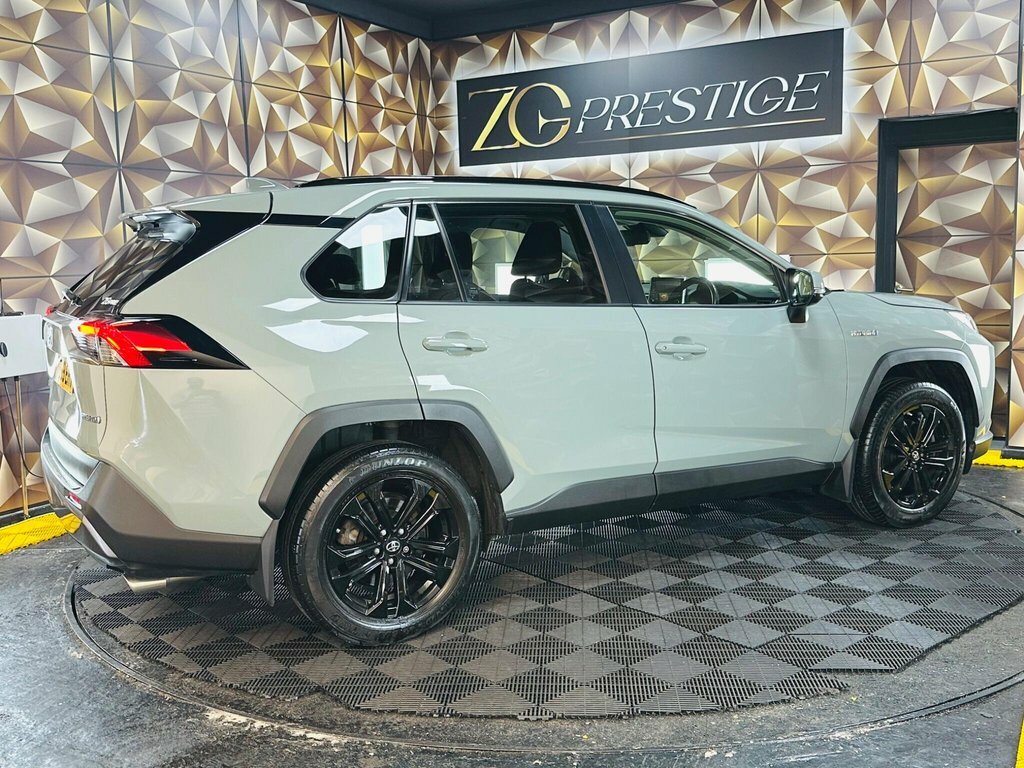 Toyota Rav 4 2.5 Vvt-i Hybrid Excel White #24
