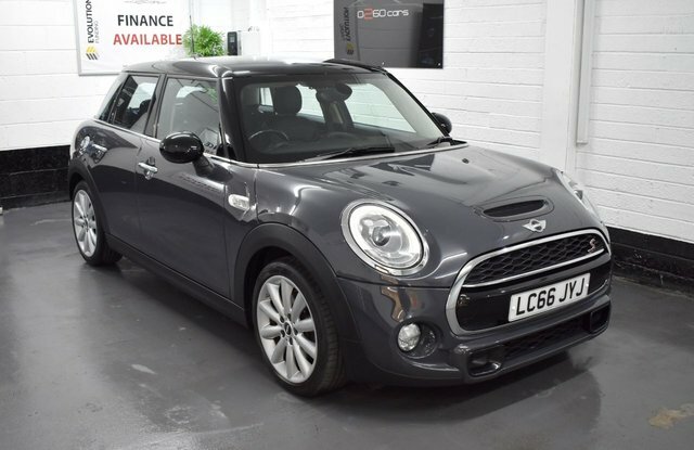 Mini Hatch 2016 2.0 192 Cooper S Hatchback Euro 6 Grey