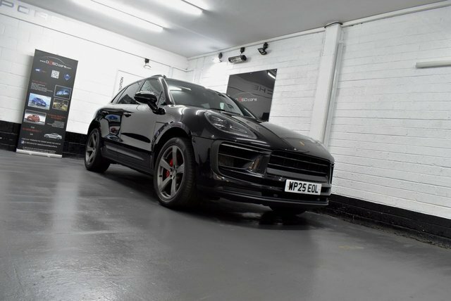 Porsche Macan 2025 2.9T V6 S 380 Pan Roof 4Wd Suv P Black #3