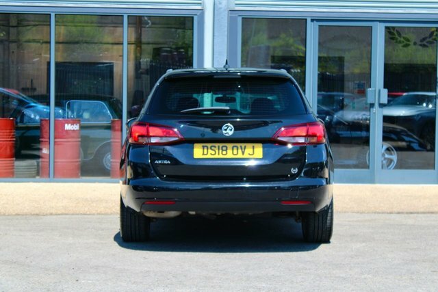 Vauxhall Astra Tourer 1.4I Tech Line Nav Sports Tourer Black #6