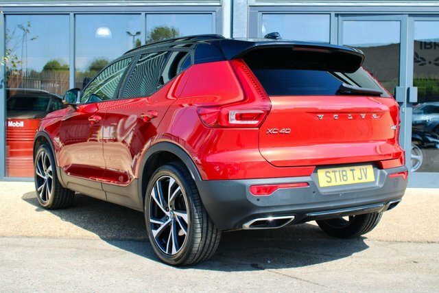 Volvo XC40 2.0 T4 R-design Pro Suv Awd Euro 6 Red #2