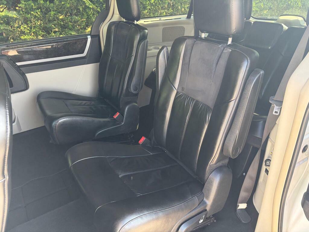 Chrysler Grand Voyager Black #19