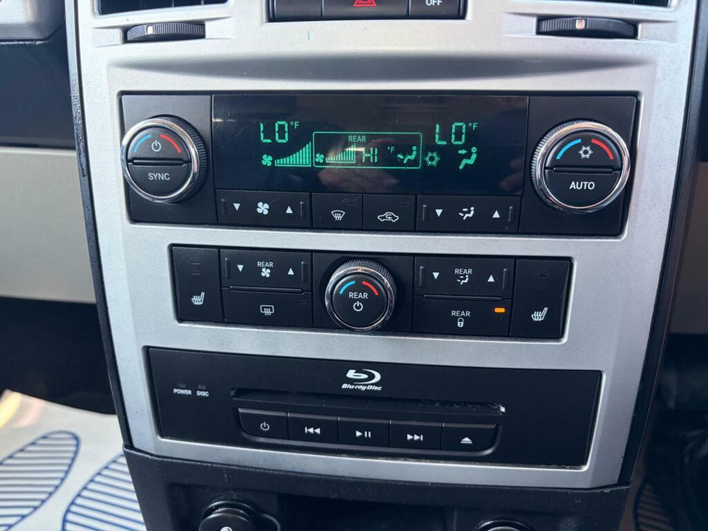 Chrysler Grand Voyager Black #25