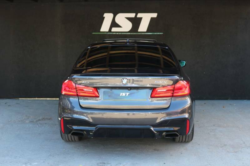 BMW 5 Series 540I Xdrive M Sport Grey #5