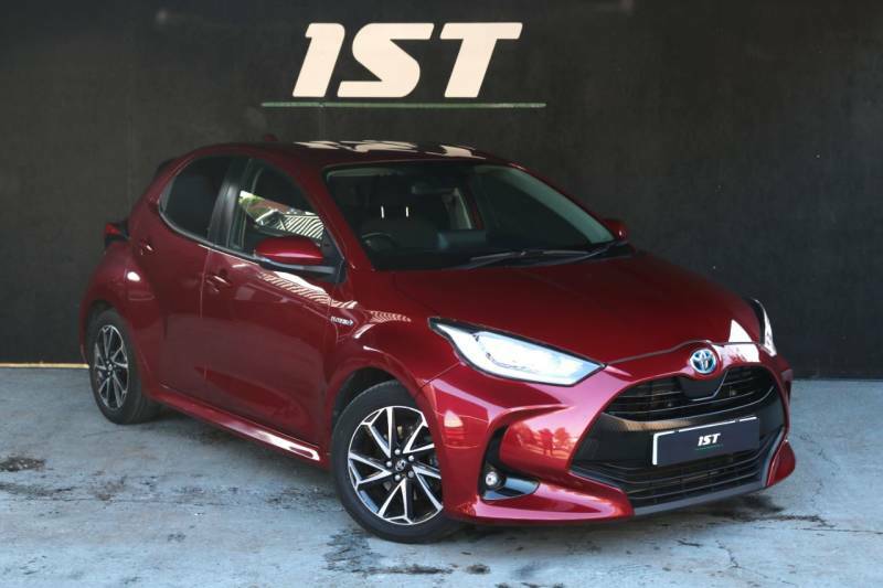 Toyota Yaris 1.5 Hybrid Design Cvt - 2021 21 Red
