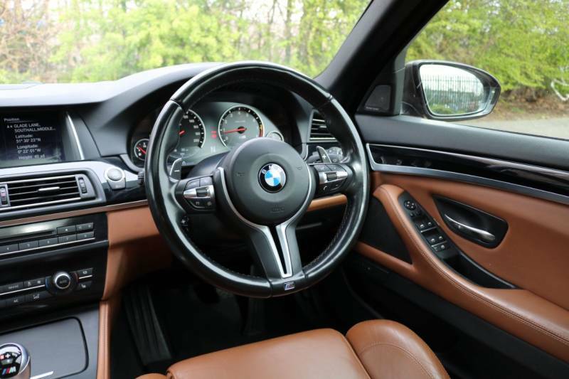 BMW M5 4.4L Null Blue #17