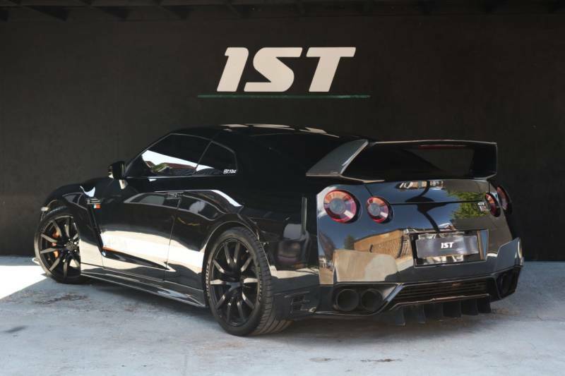 Nissan GT-R Premium Edition Blue #19