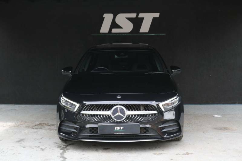 Mercedes-Benz A Class A250 Amg Line Premium Plus Black #2