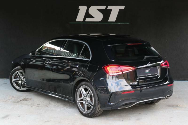 Mercedes-Benz A Class A250 Amg Line Premium Plus Black #5