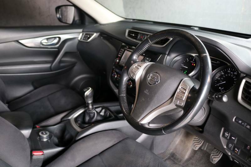 Nissan X-Trail Dci Acenta Black #9