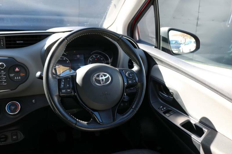 Toyota Yaris  Blue #16