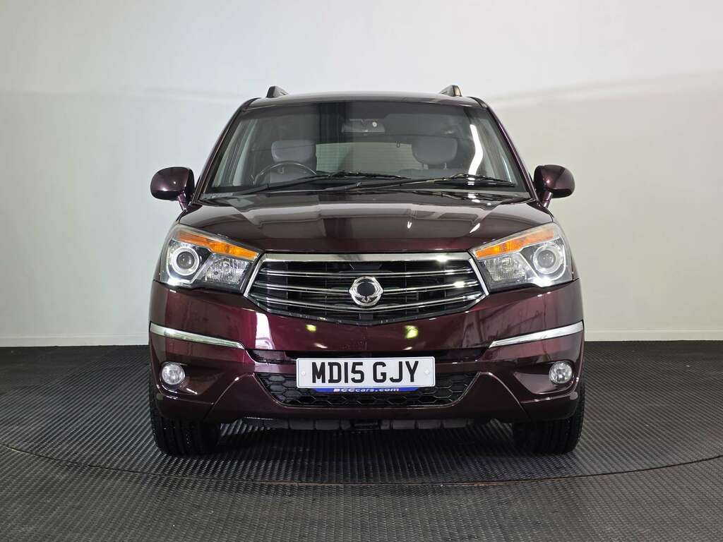 SsangYong Turismo 2.0 E-xdi Es Mpv Euro 5 155 Ps Red #2