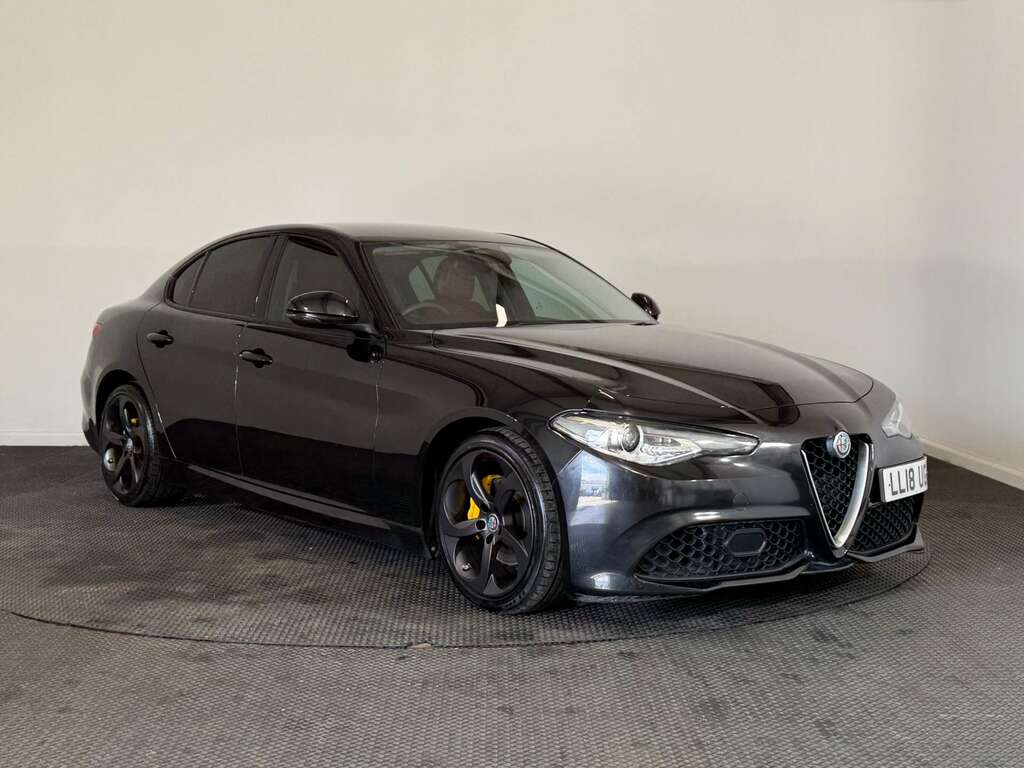 Alfa Romeo Giulia 2.2 Td Speciale Saloon Euro 6 Ss Black