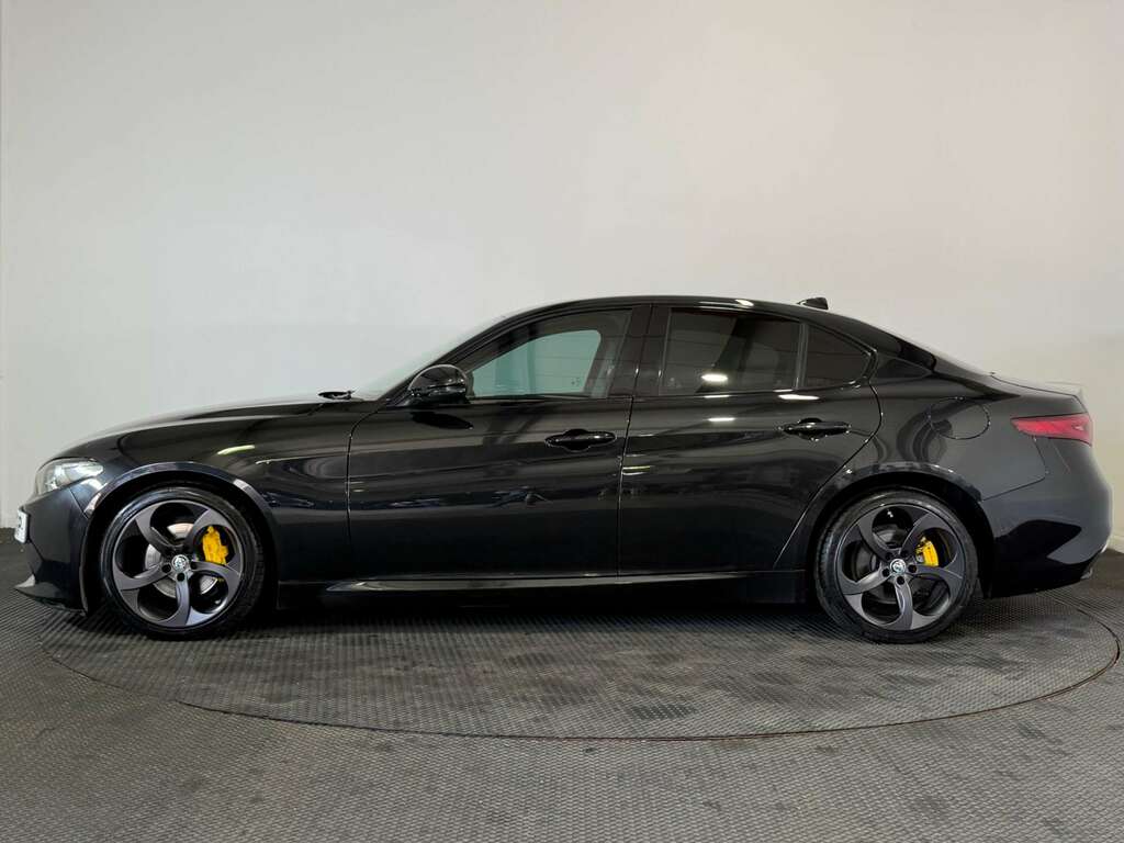 Alfa Romeo Giulia 2.2 Td Speciale Saloon Euro 6 Ss Black #4