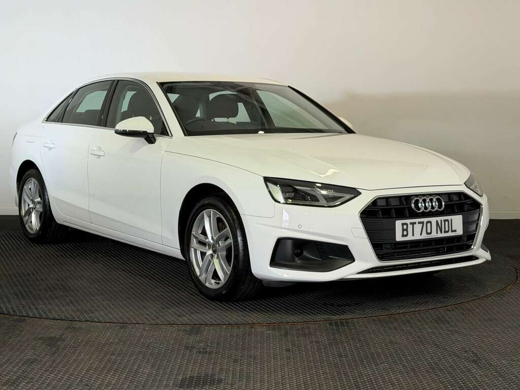 Audi A4 2.0 Tfsi 35 Technik Saloon Euro White