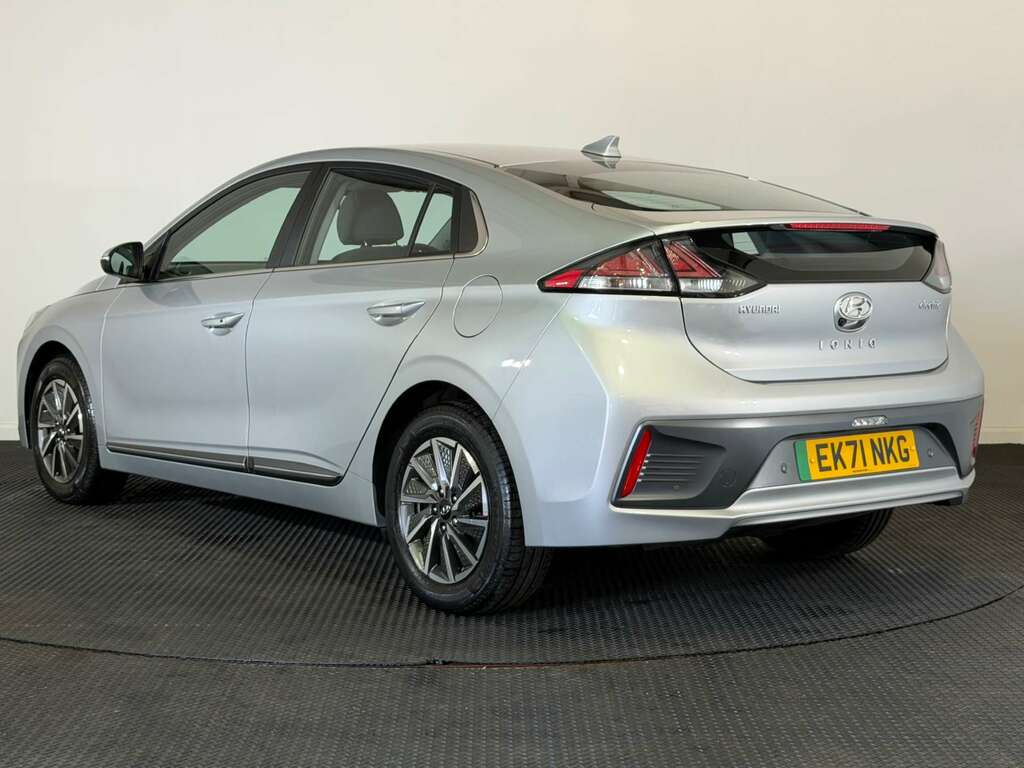 Hyundai Ioniq 38.3Kwh Premium Hatchback 136 P EK71NKG Silver #5