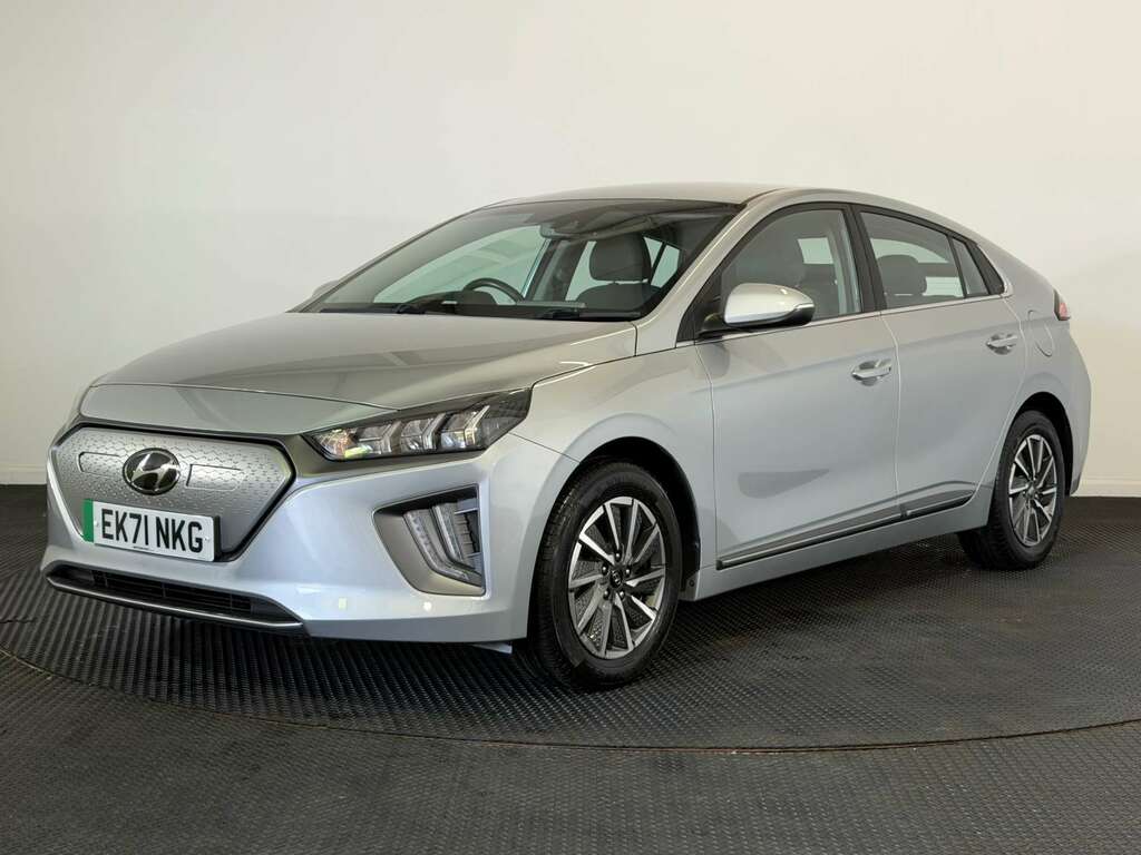 Hyundai Ioniq 38.3Kwh Premium Hatchback 136 P EK71NKG Silver #3