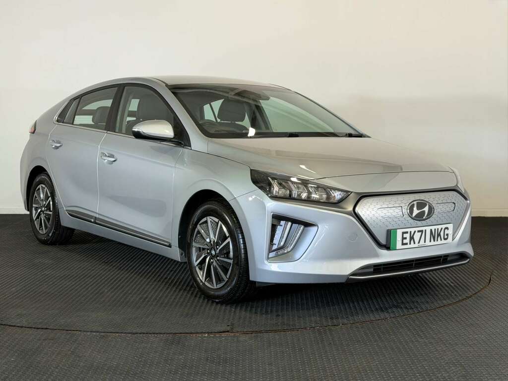 Hyundai Ioniq 38.3Kwh Premium Hatchback 136 P EK71NKG Silver