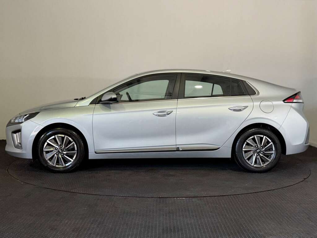 Hyundai Ioniq 38.3Kwh Premium Hatchback 136 P EK71NKG Silver #4