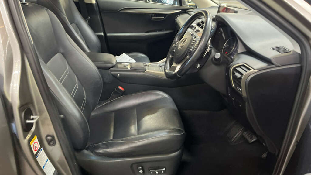 Lexus NX 300H 2.5 F-sport Cvt Premium Nav Blue #11