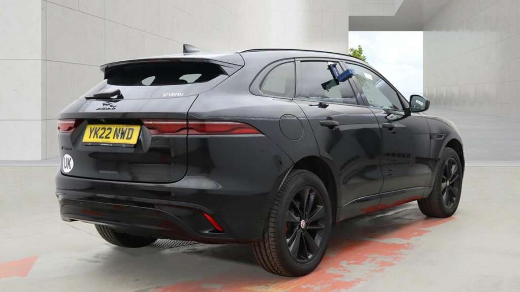 Jaguar F-Pace 2.0 D200 Mhev R-dynamic Black Suv Black #4