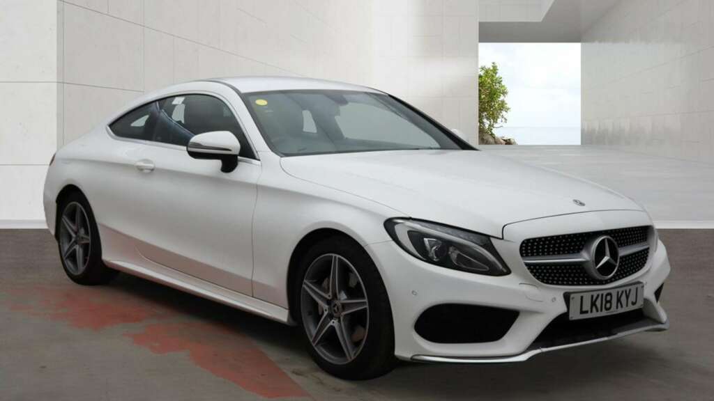 Mercedes-Benz C Class 2.0 C200 Amg Line Coupe G-tronic Euro White
