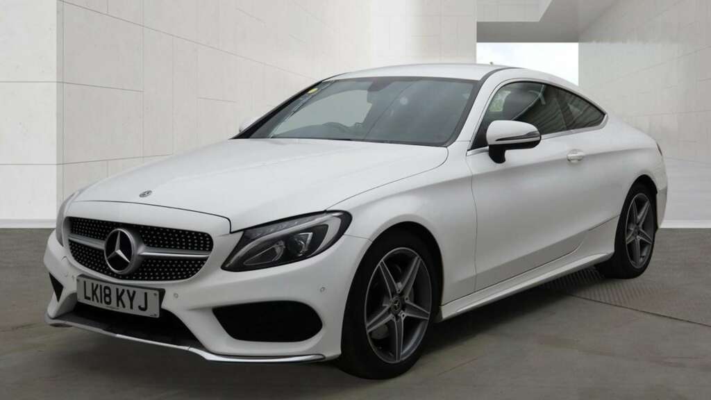 Mercedes-Benz C Class 2.0 C200 Amg Line Coupe G-tronic Euro White #2