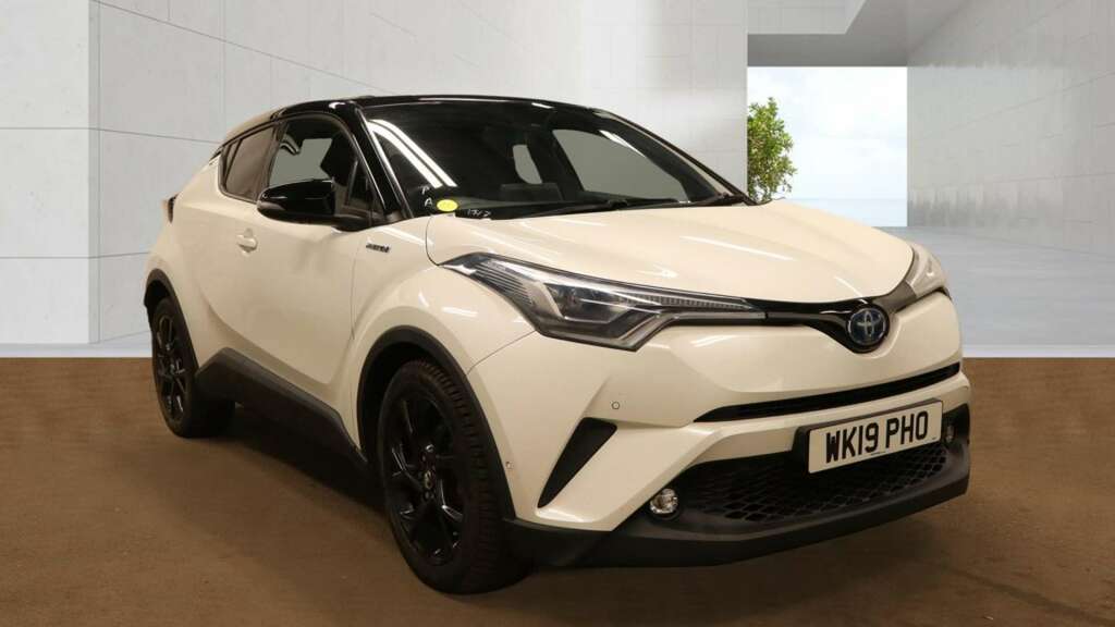 Toyota C-Hr 1.8 Vvt-h Dynamic Suv Hybrid Cvt Euro 6 White