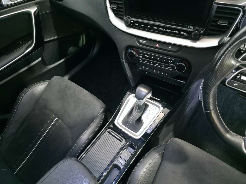 Kia Proceed 1.5T Gdi Isg Gt-line Orange #15